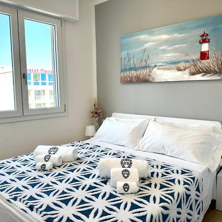 Beach Front Apartment Sabbiadoro Линьяно-Саббьядоро Экстерьер фото