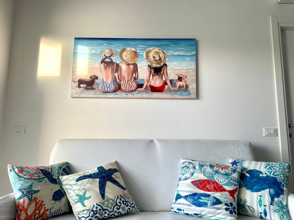 Beach Front Apartment Sabbiadoro Линьяно-Саббьядоро Экстерьер фото